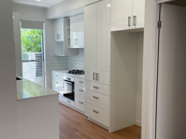 Polytec Classic White Gloss Kitchen - New & Remodelled by Gecko Kitchens Upper Kedron, Brisbane