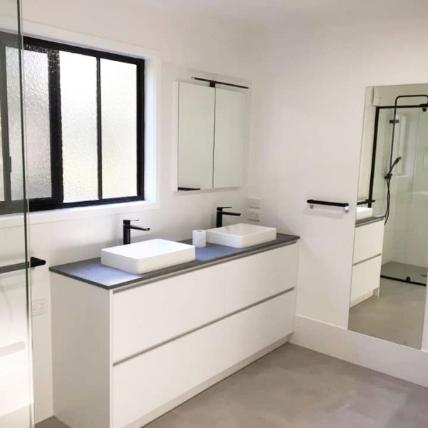Bathroom designed and built by Gecko Kitchens builder of Kitchens, Bathrooms and Laundries Brisbane.