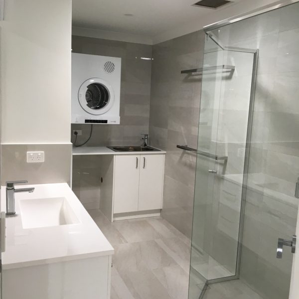 Bathroom with Laundry designed and built by Gecko Kitchens, designers and builders of Kitchens, Bathrooms and Laundries in Brisbane