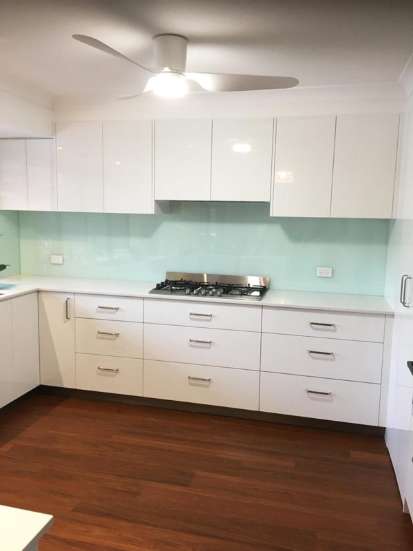 Thermolaminated Kitchen in Newport installed by Gecko Kitchens designer and builders of quality kitchens Brisbane.