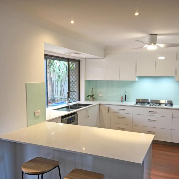 Thermolaminated Kitchen in Newport installed by Gecko Kitchens designer and builders of quality kitchens Brisbane.