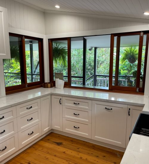 Kitchen Renovations by Gecko Kitchens, Brisbane Custom Designed Kitchen Renovation by Gecko Kitchens in Brisbane. Modern and Traditional design to suit your space.