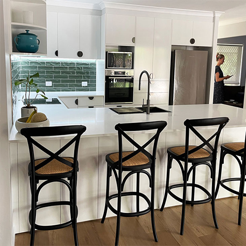 White Kitchen Design with Stone Bench Brisbane by Gecko Kitchens, Brisbane. Quality work and fixed quotes.