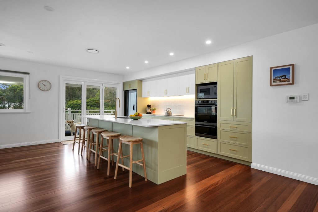 Gecko Kitchens contracted by Reno Revivals for this lovely kitchen in Dulux Cabbage Green and Dulux Vivid White